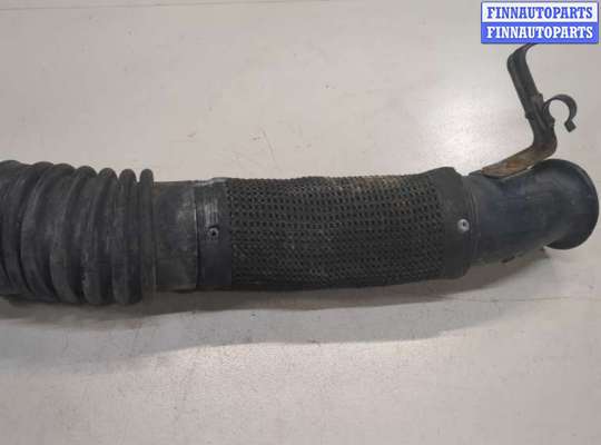 купить Воздухозаборник на Toyota RAV 4 2000-2005
