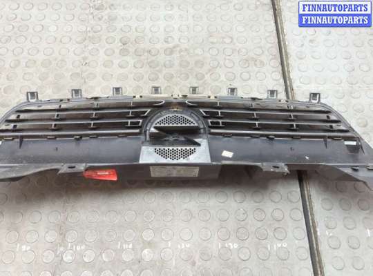 купить Решетка радиатора на Opel Zafira B 2005-2014