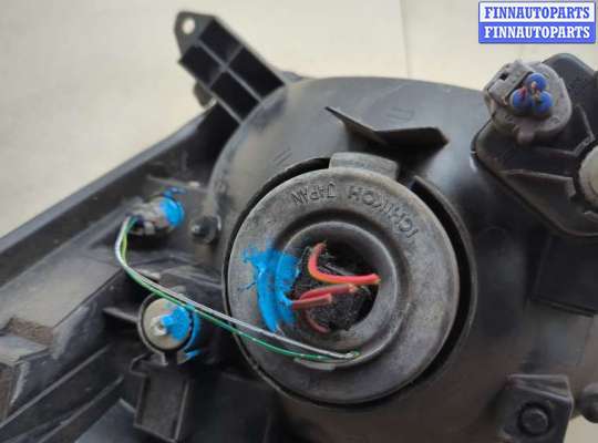 купить Фара (передняя) на Toyota RAV 4 2000-2005