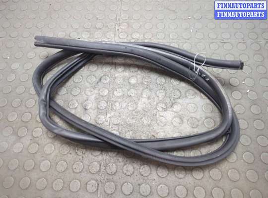 купить Уплотнитель на Nissan X-Trail (T30) 2001-2007