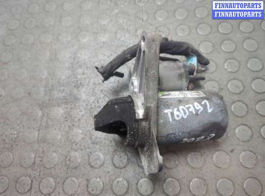 Стартер RN1578818 на Renault Megane 3 2009-2016