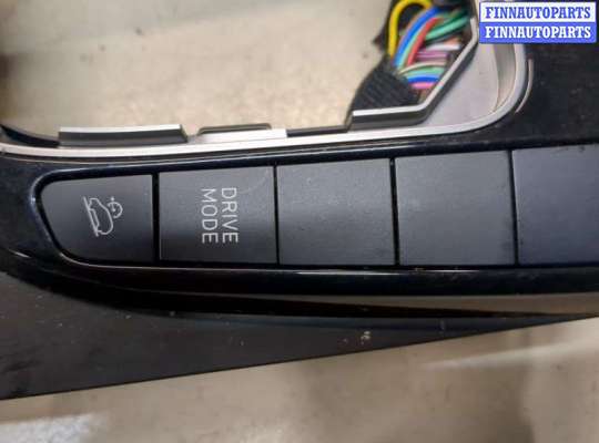 купить Пластик центральной консоли на Hyundai Tucson 4 2020-2025