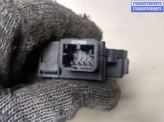 купить Электропривод заслонки отопителя на Mercedes ML W164 2005-2011