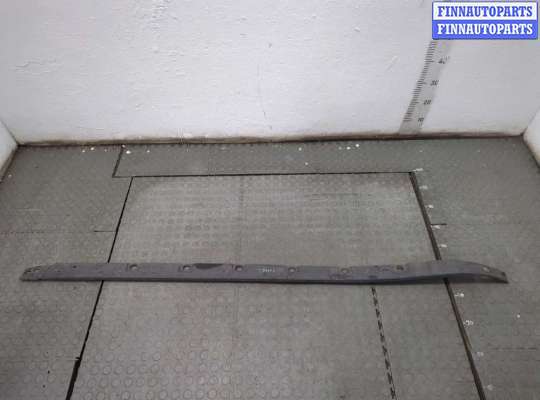 купить Накладка на порог на Toyota Corolla E12 2001-2006