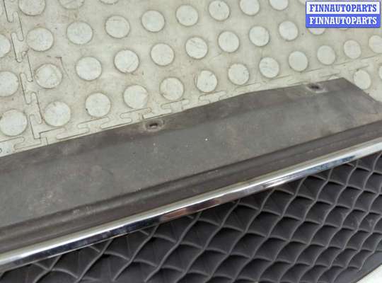 купить Решетка радиатора на Ford C-Max 2002-2010