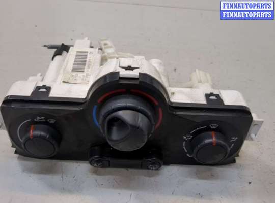 купить Переключатель отопителя (печки) на Renault Scenic 2003-2009