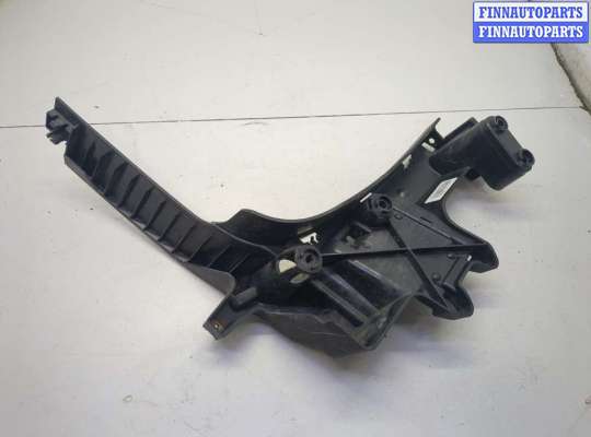 купить Кронштейн бампера на BMW X5 F15 2013-2018