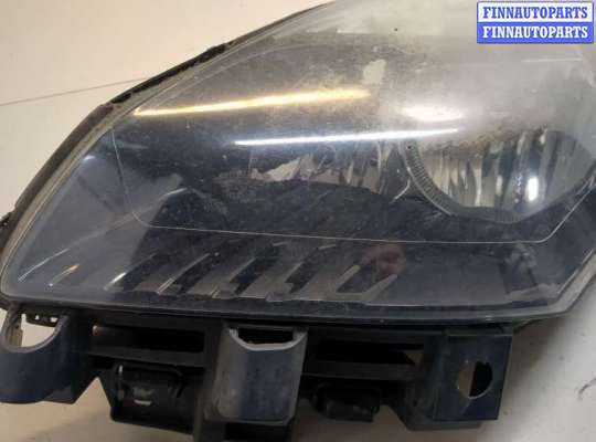 Фара передняя на Renault Scenic III
