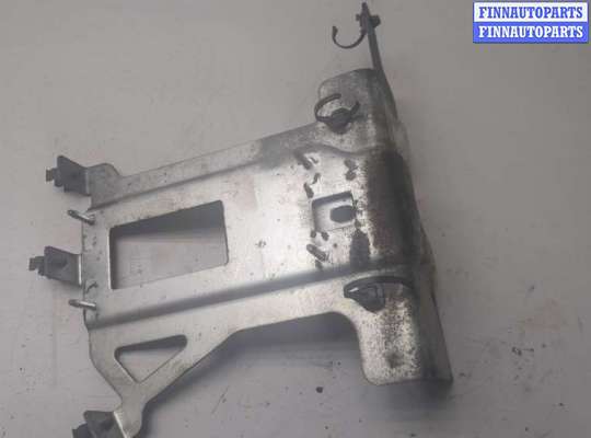 купить Кронштейн (лапа крепления) на Nissan Qashqai 2006-2013
