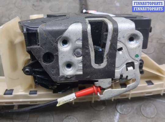 Замок боковой двери на Ford Edge (CD4)