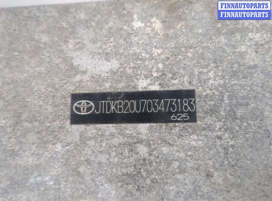 купить Усилитель бампера на Toyota Prius 2003-2009