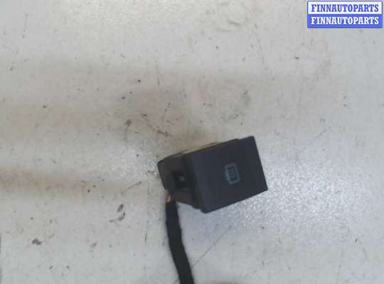 купить Кнопка обогрева стекла на Volkswagen Polo 2001-2005