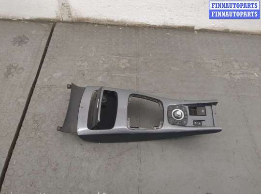 Купить Кнопка стояночного тормоза (ручника) на Renault Laguna 3 2007-2025 Кнопка стояночного тормоза (ручника) RN1582674 на Renault Laguna 3 2007-2025