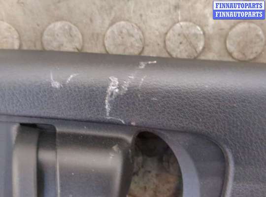 купить Обшивка центральной стойки на Mazda 3 (BP) 2019-2025