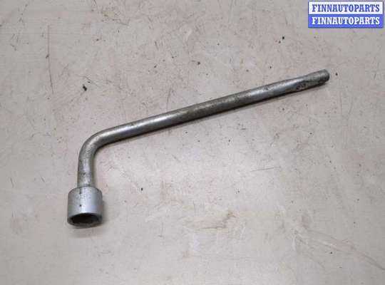 купить Ключ балонный на Nissan X-Trail (T30) 2001-2007