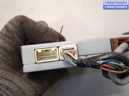 купить Блок управления радиоприемником на Toyota Camry V40 2006-2011