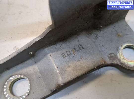 купить Петля капота на KIA Ceed 2007-2012