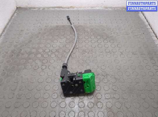 Замок боковой двери на Volvo XC90