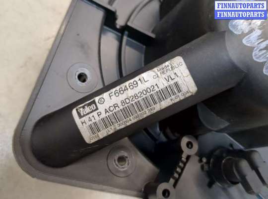 купить Двигатель отопителя (моторчик печки) на Volkswagen Passat 5 2000-2005