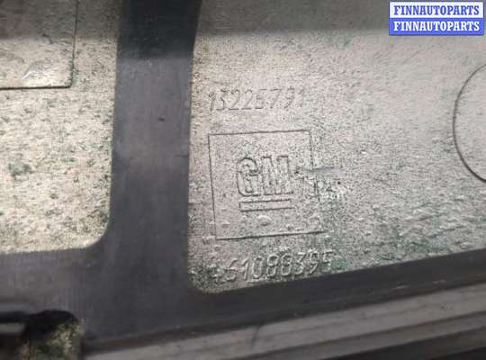 купить Решетка радиатора на Opel Astra H 2004-2010