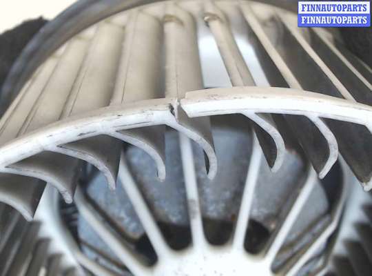 купить Двигатель отопителя (моторчик печки) на Volvo V50 2007-2012