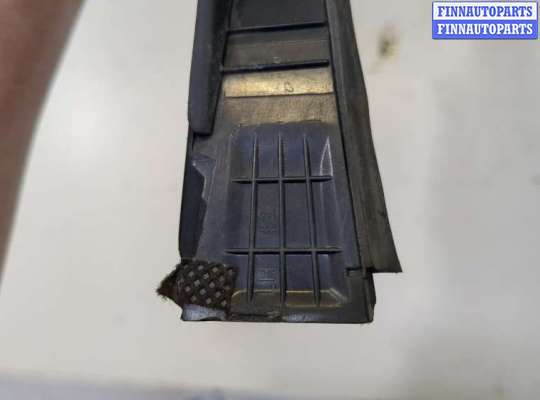 купить Молдинг стекла (лобовое) на KIA Sorento UM 2014-2020