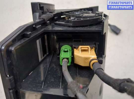 купить Разъем AUX/USB на Volkswagen Golf 7 2012-2020
