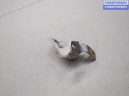 купить Петля двери на Chevrolet Equinox 2017-2024