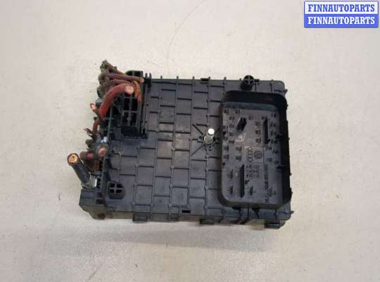 купить Блок предохранителей на Volkswagen Passat 6 2005-2010