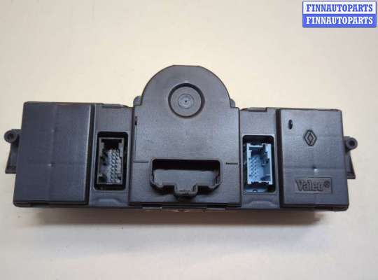 купить Переключатель отопителя (печки) на Renault Megane 2 2002-2009