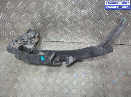 Купить Кронштейн фары на Audi A3 (8P) 2003-2013 Кронштейн фары AU1702866 на Audi A3 (8P) 2003-2013
