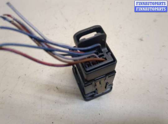 Кнопки на Volkswagen Passat B6 (3C)