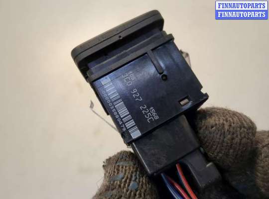 купить Кнопка стояночного тормоза (ручника) на Volkswagen Passat 6 2005-2010