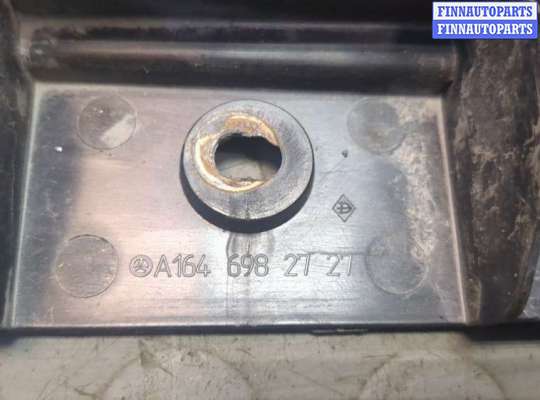 купить Кронштейн порога на Mercedes GL X164 2006-2012