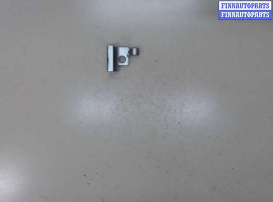 купить Петля двери на Volkswagen Touareg 2007-2010