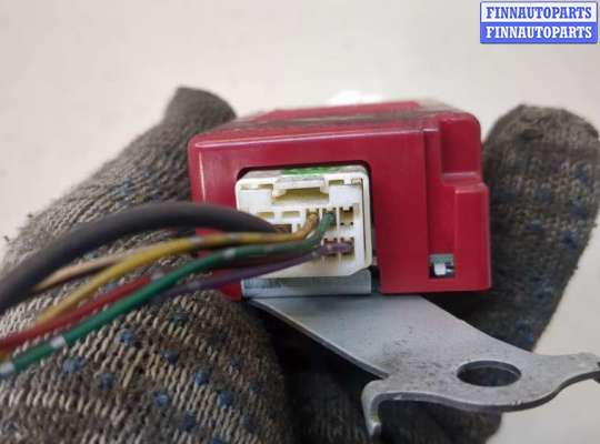 купить Блок управления дверьми на Toyota Camry V40 2006-2011