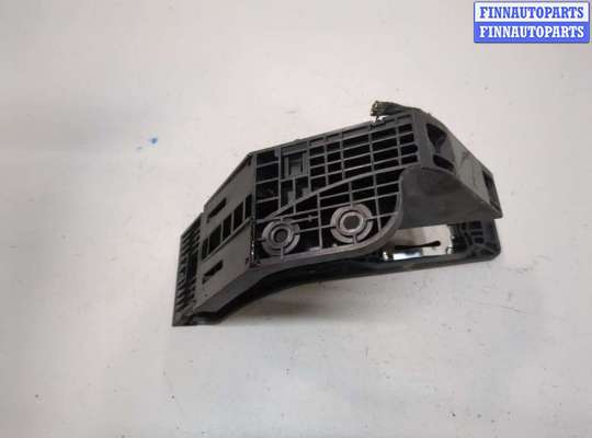 Педальный узел (педаль) на Mercedes-Benz C (W205)