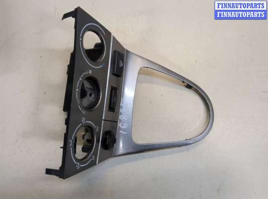 купить Рамка под переключатель отопителя на Pontiac Vibe 1 2002-2008