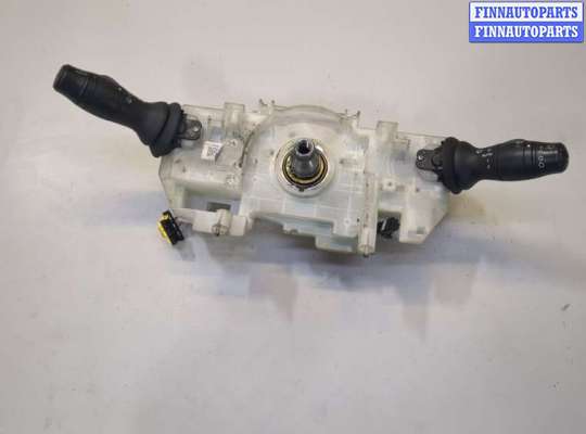Переключатель поворотов и дворников (стрекоза) RN1500694 на Renault Scenic 2009-2012