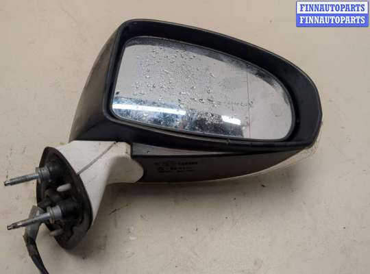 Зеркало боковое на Toyota Avensis III (T270)