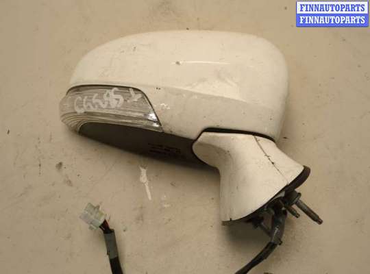 Зеркало боковое на Toyota Avensis III (T270)