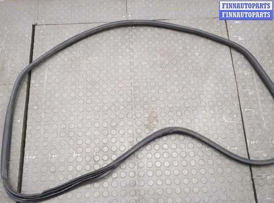 купить Уплотнитель на Mercedes ML W166 2011-2015