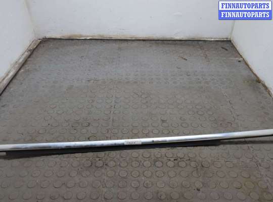 Молдинг на Mercedes-Benz C (W204)