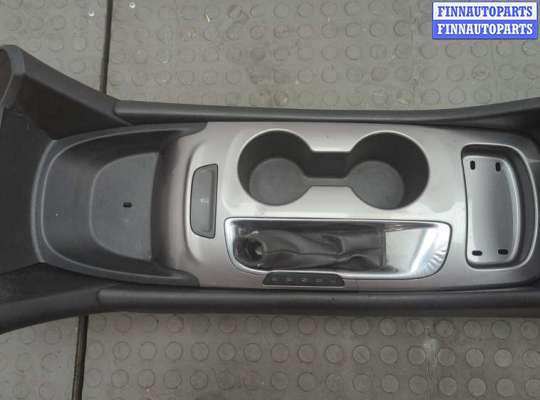 Консоль салона на Chevrolet Malibu IX