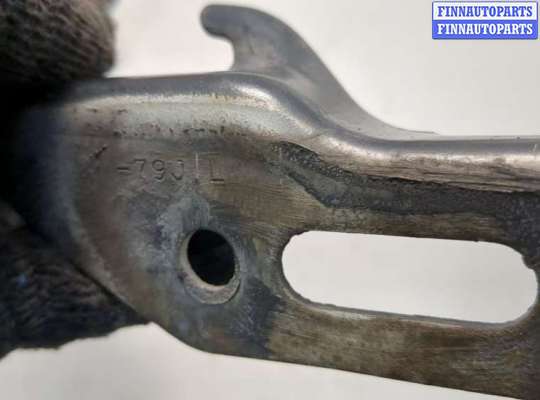 купить Петля капота на Suzuki SX4 2006-2014