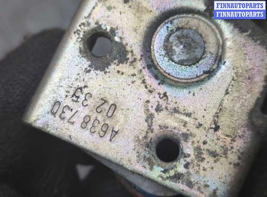 купить Замок раздвижной двери на Mercedes Vito W638 1996-2003