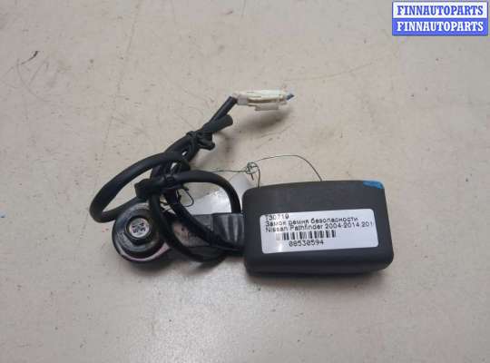 купить Замок ремня безопасности на Nissan Pathfinder 2004-2014
