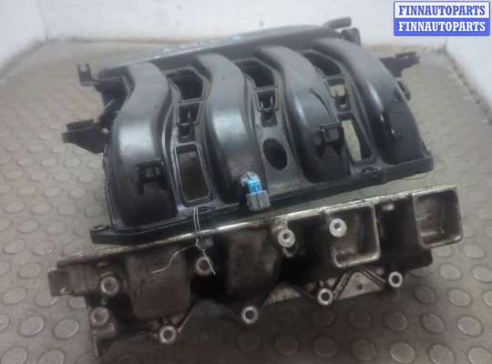 Коллектор впускной RN1570415 на Renault Clio 2005-2009