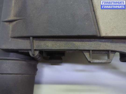 Корпус воздушного фильтра на Mercedes-Benz S (W221)