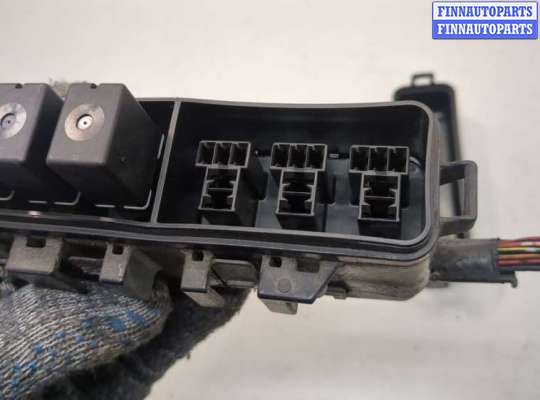 купить Блок предохранителей на Mazda CX-7 2007-2012